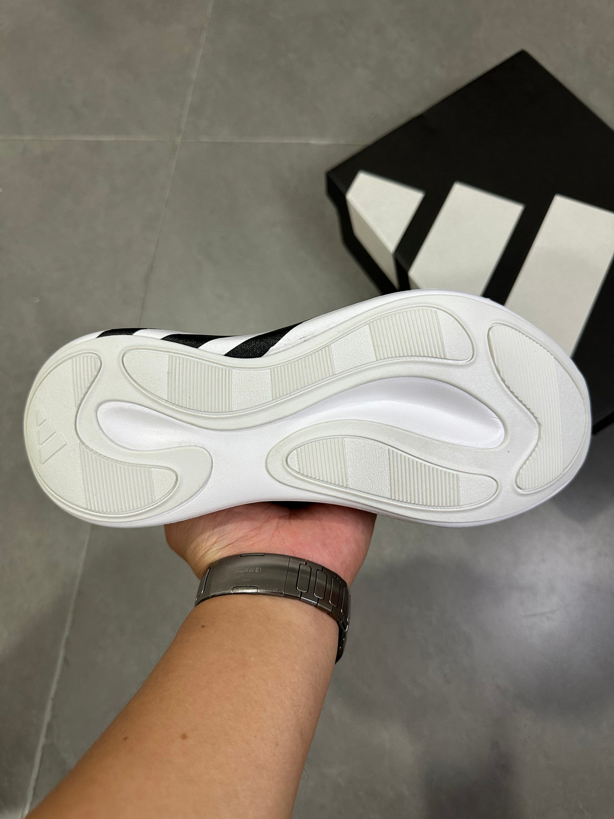adidas KPU