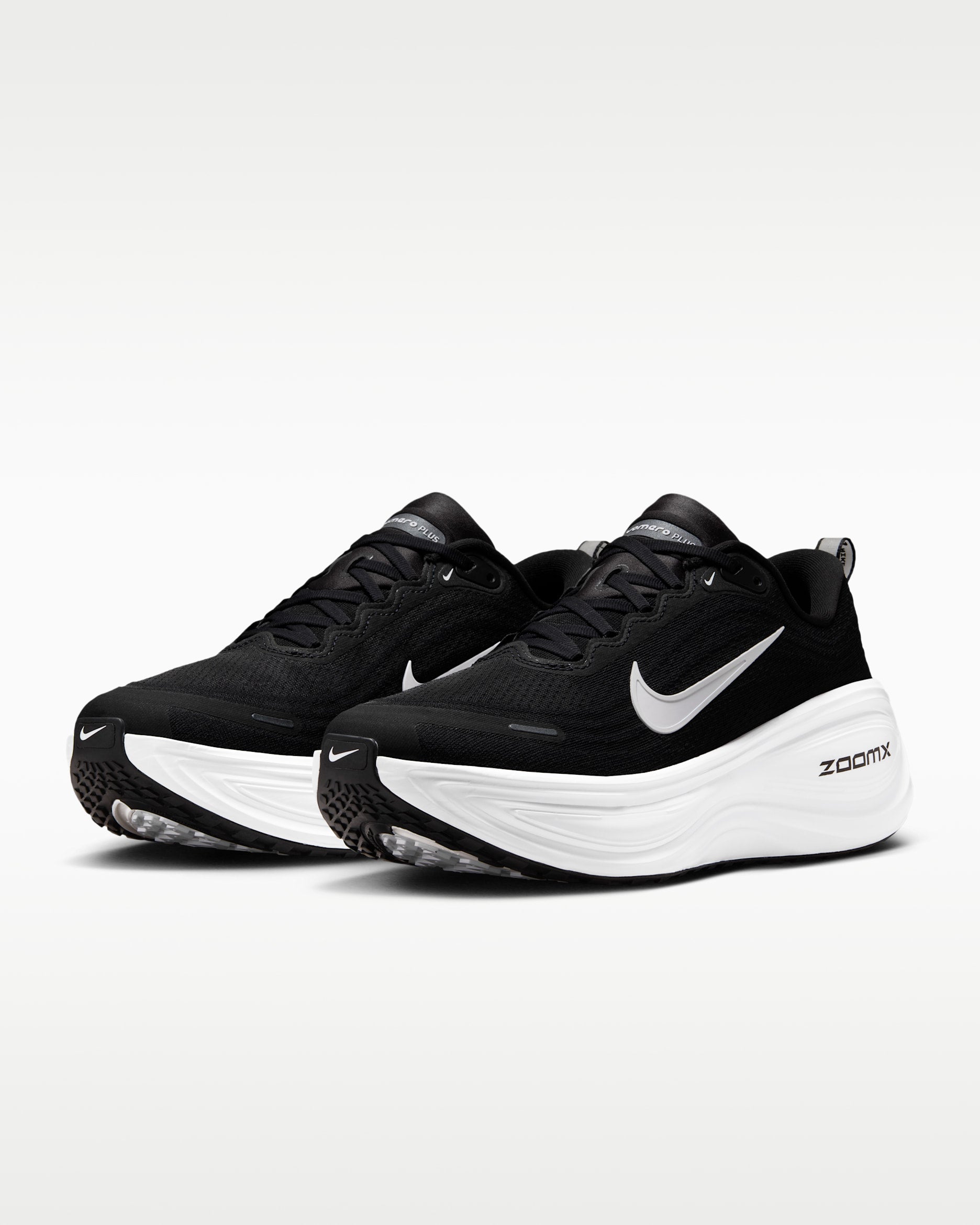 NIKE ZOOM X VOMERO Plus