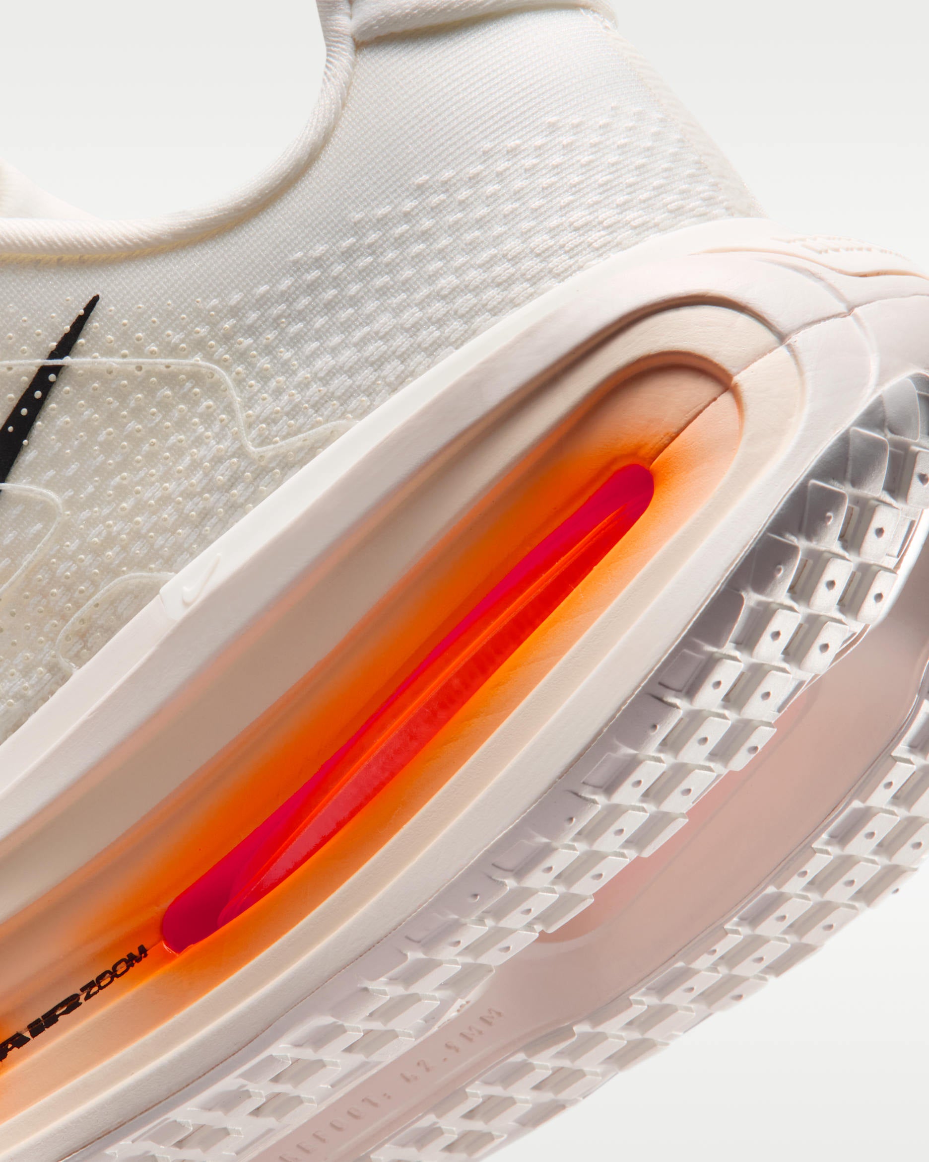 NIKE ZOOMX VOMERO PREMIUM