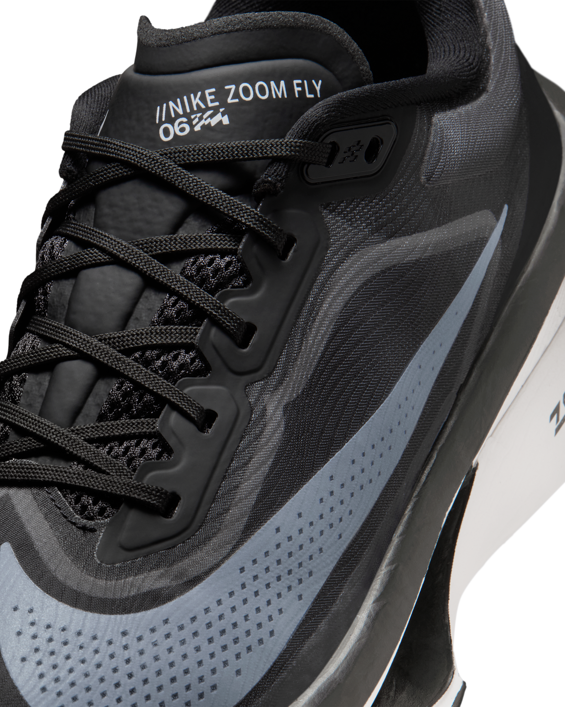 NIKE ZOOM X FLY 6