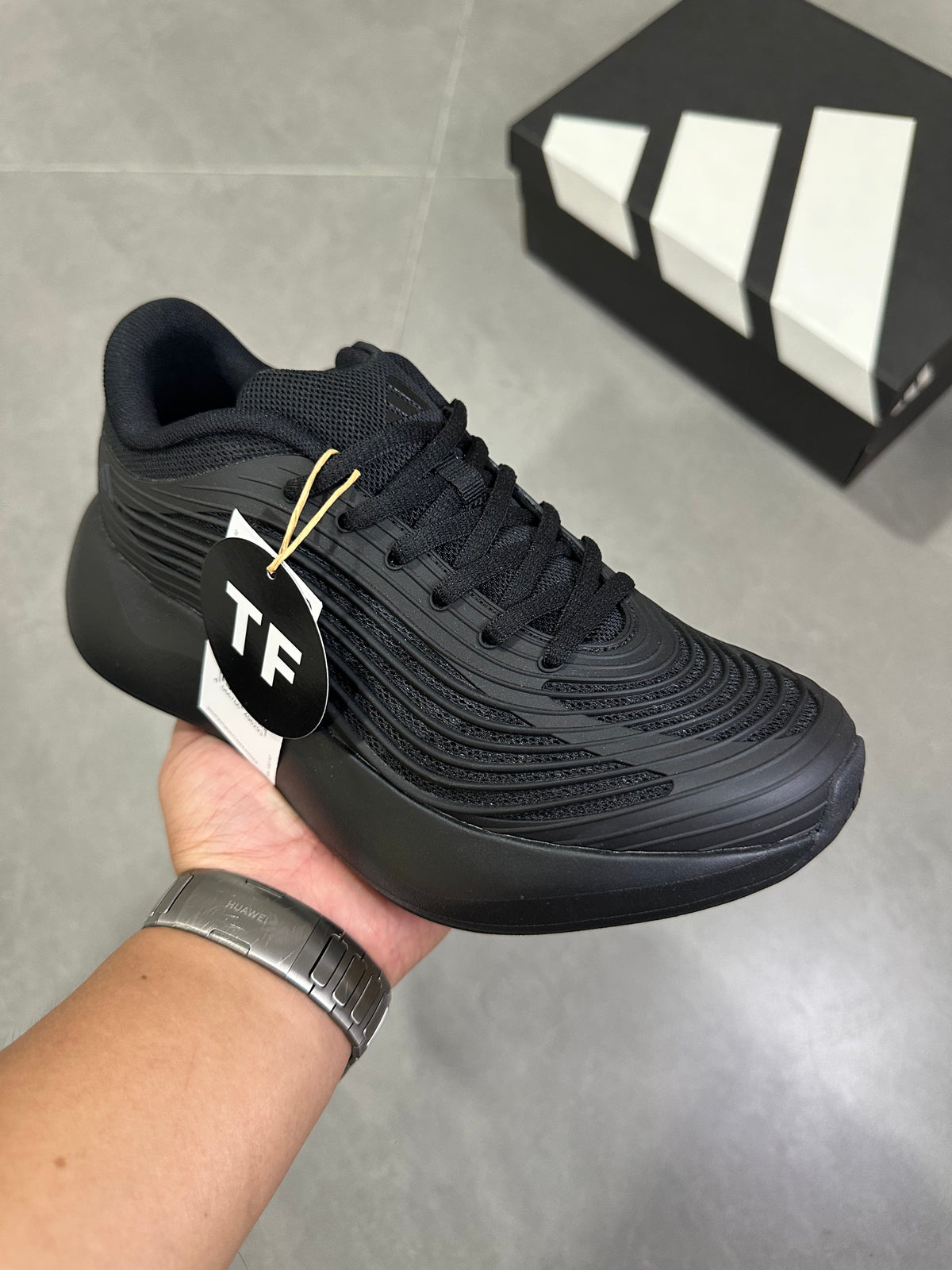 adidas KPU