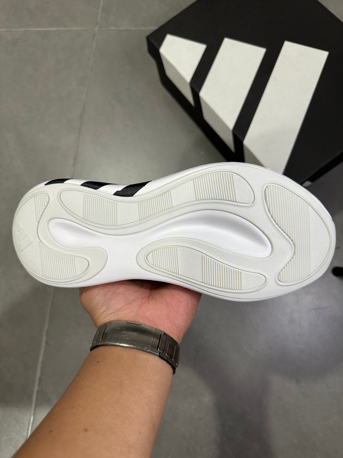 adidas KPU