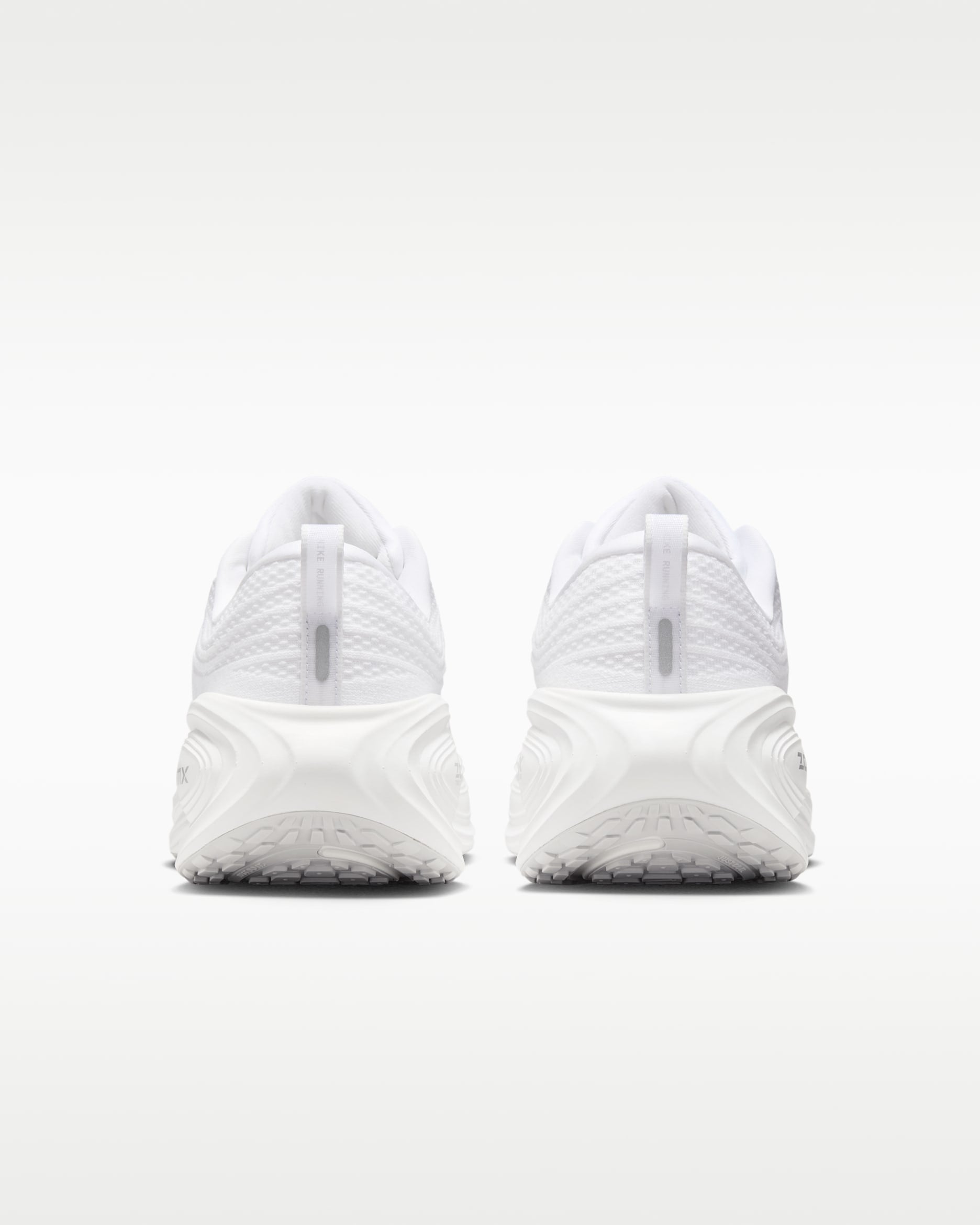 NIKE ZOOM X VOMERO Plus