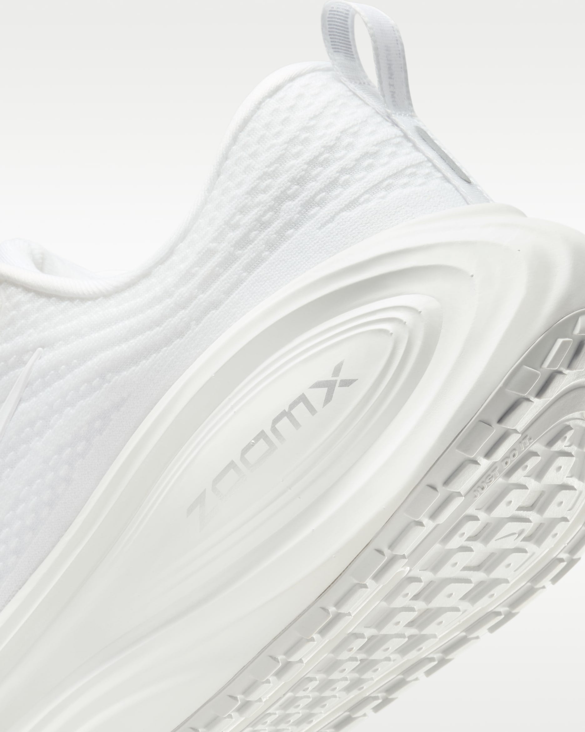 NIKE ZOOM X VOMERO Plus