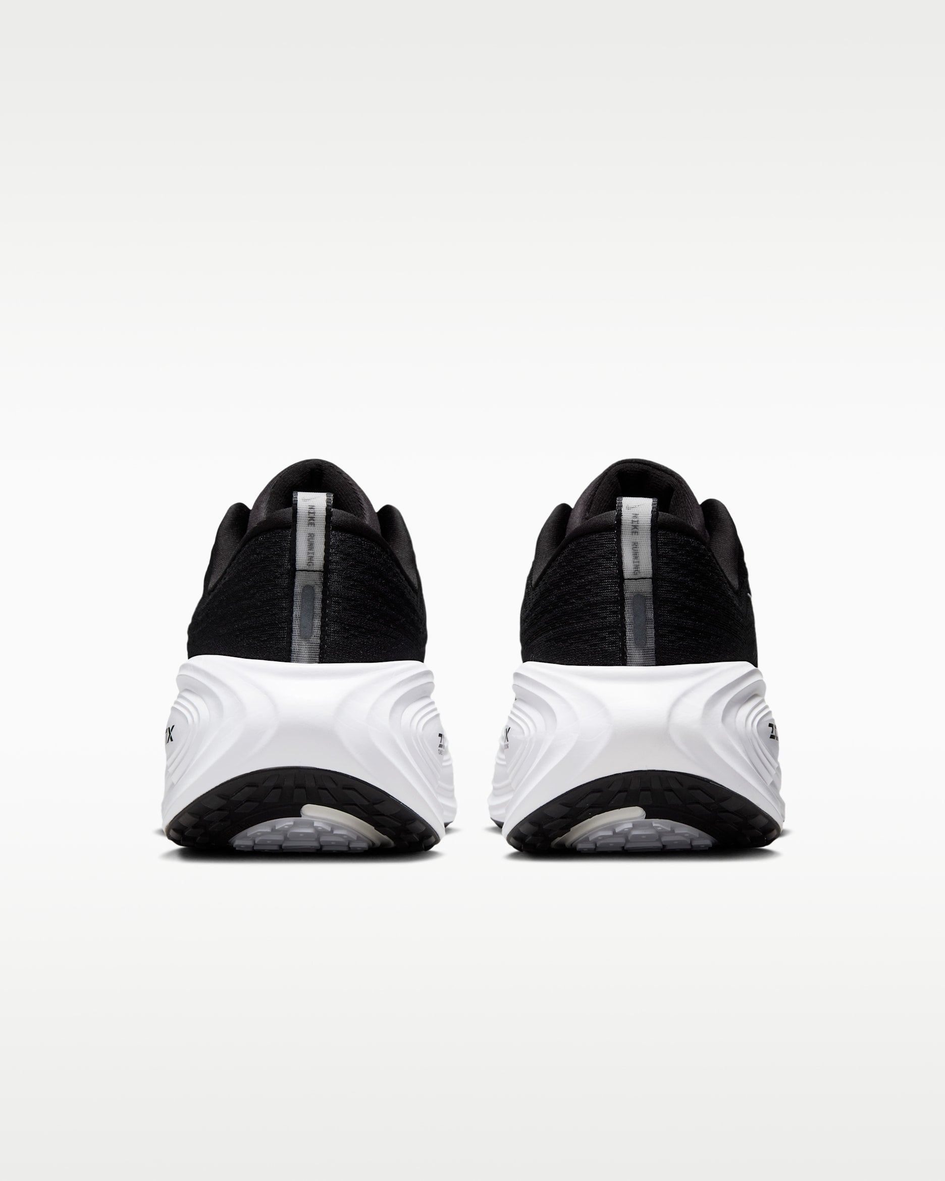 NIKE ZOOM X VOMERO Plus