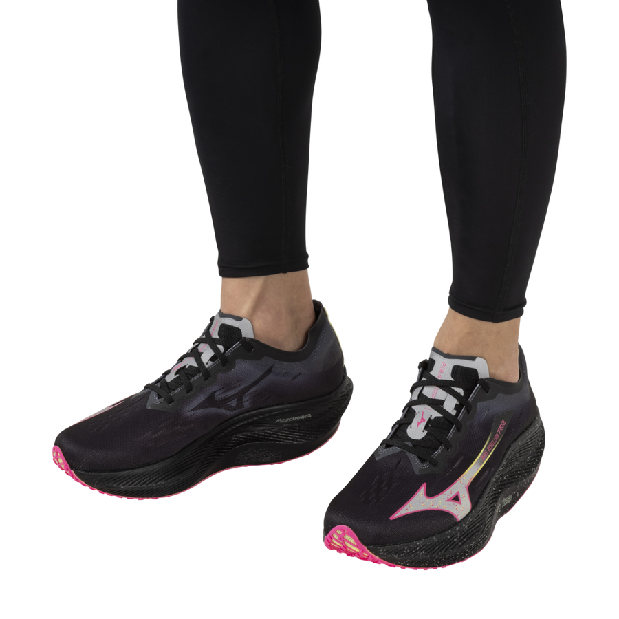 MIZUNO WAVE REBELLION PRO 2