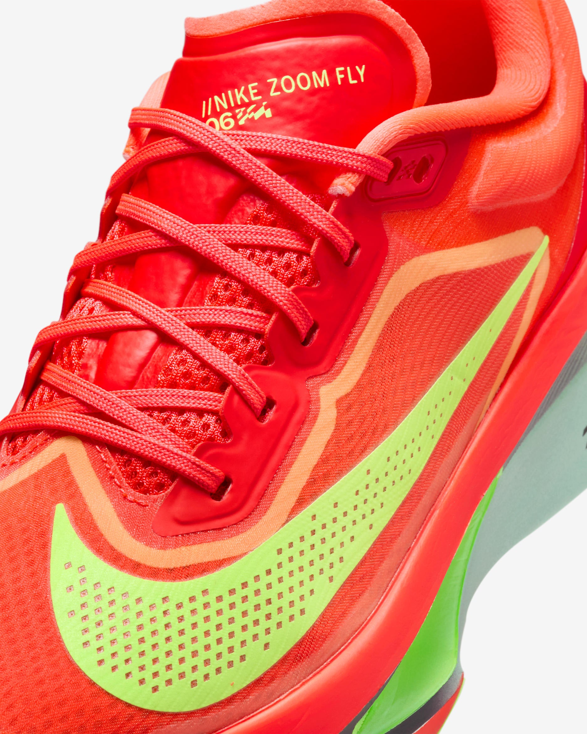 NIKE ZOOM X FLY 6